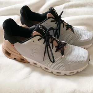 ON cloud cloudflyers